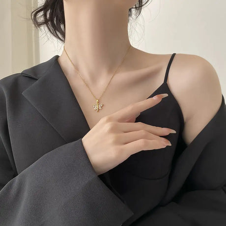Swallow Titanium Steel Micro Zircon-laid Necklace - Lootquake