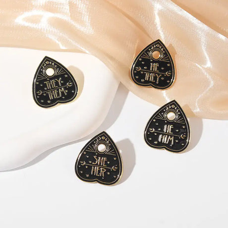 Retro English Letter SHE Cartoon Paint Brooch - Lootquake