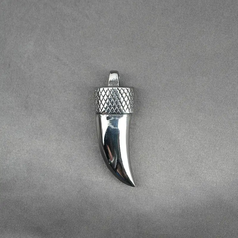 Ornament Domineering Retro Sweater Chain Wolf Tooth Pattern - Lootquake