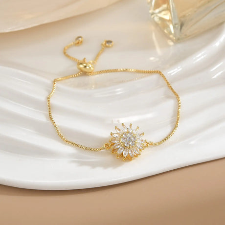 Simple Rotatable Flower Color-preserving Pure Copper Gold-plated Bracelet - Lootquake
