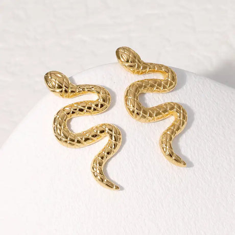Simple Temperament Stainless Steel Studs 18K Gold Plating Does Not Fade - Lootquake