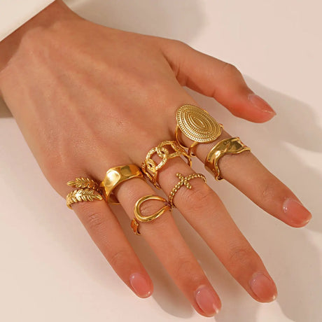 Women's Retro Fashion Stainless Steel Shaped Ring - Lootquake