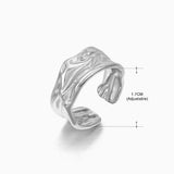 Anillo de acero inoxidable con forma de moda retro para mujer