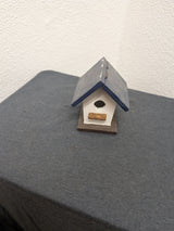 Vintage handcrafted small wooden birdhouse - liftable roof flap