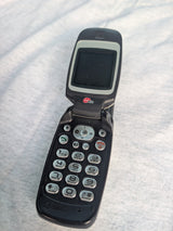 Kyocera Oystr KX9 / Oyster KX9D - White ( Virgin Mobile ) Rare Flip Phone - screen damaged
