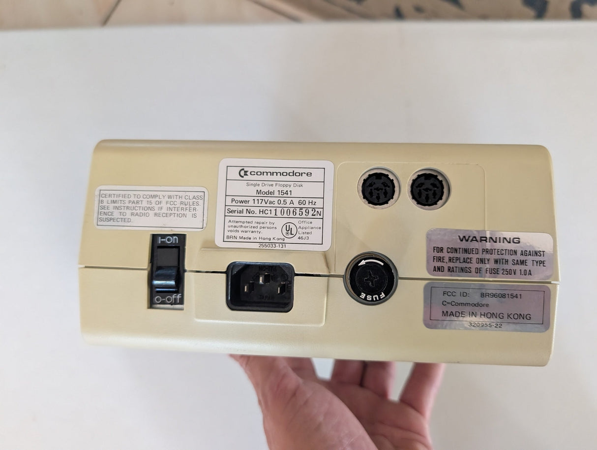 Commodore 1541 Floppy Disk Drive and manual