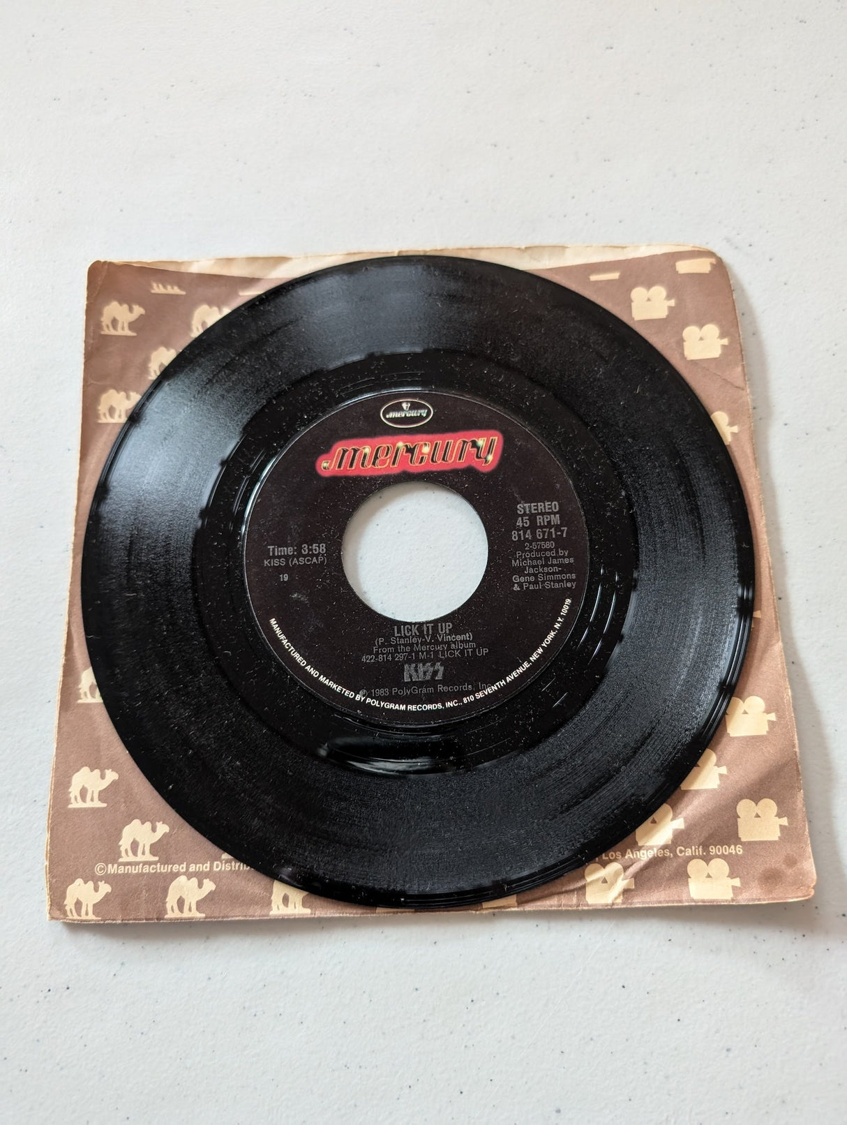 KISS -  Lick It Up - Dance All Over Your Face 814 671-7 (7 in, 45 RPM, Single, Vinyl Record Album)
