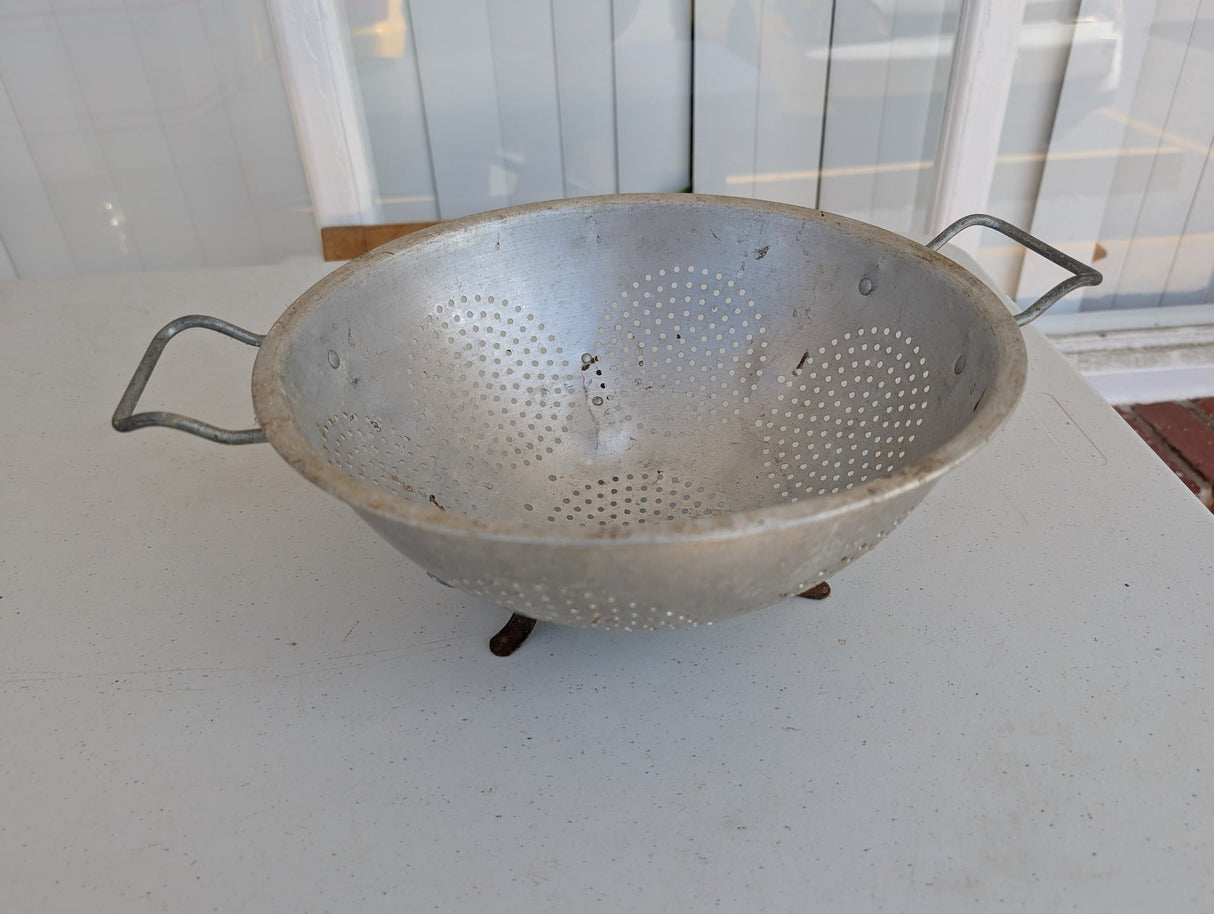 Aluminum 7 Star Footed 3 Feet Colander Strainer Vintage