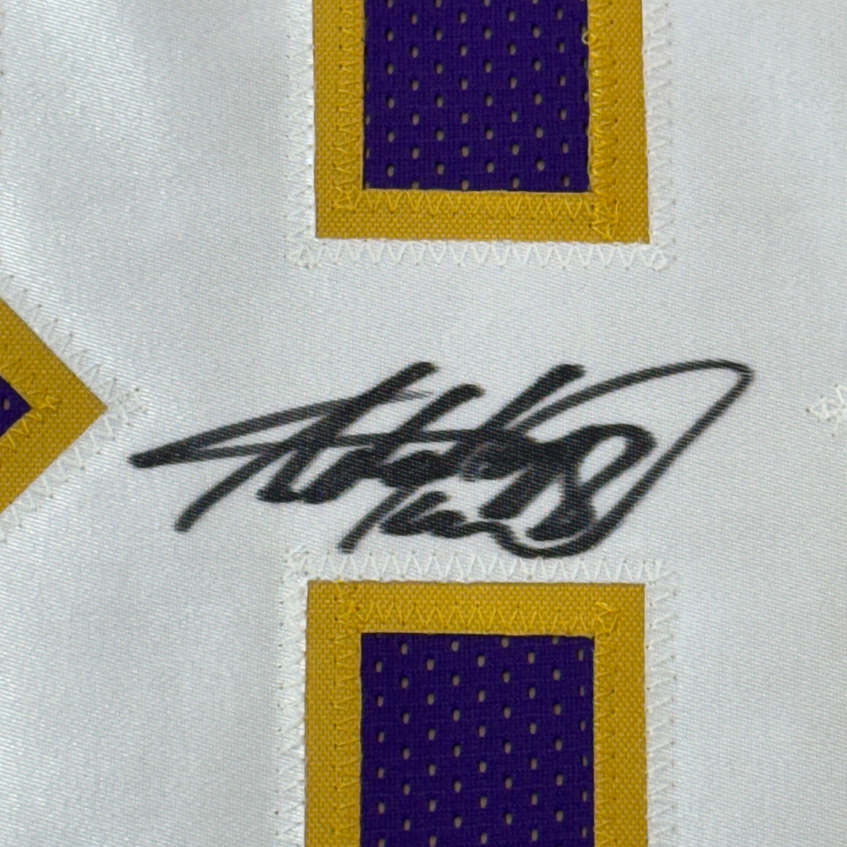 Camiseta de fútbol morado de Minnesota Beckett BAS COA enmarcada y autografiada de Adrian Peterson, 35 x 39