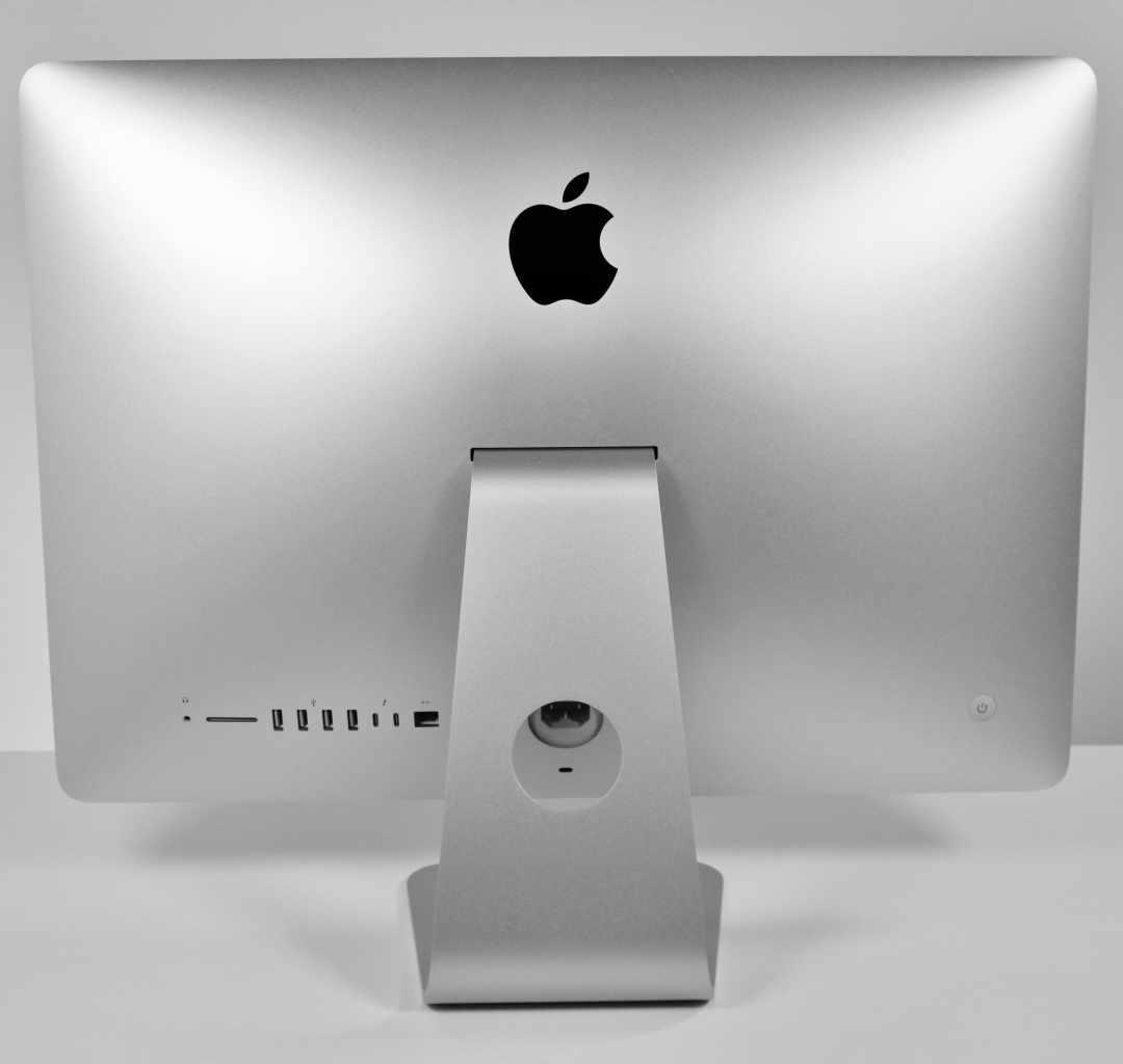 Apple iMac (21.5-inch 2017) 3.4 GHz i5 8GB RAM 1TB Storage (Silver)