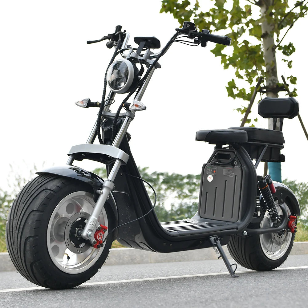 Trottinette électrique Citycoco, moteur puissant de 4 000 W, vitesse maximale de 60 à 70 km/h, batterie de 60 V 25 Ah, autonomie de 40 à 60 km, charge maximale de 250 kg.