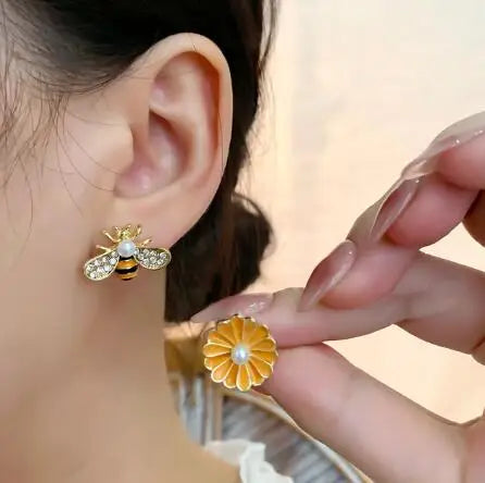 Kiss Jewelry Cute Sweet Flower Round Shape Pearl Rhinestone Stud Earrings for Women Tulip Floral Korean Fashion Earring Gift - Lootquake