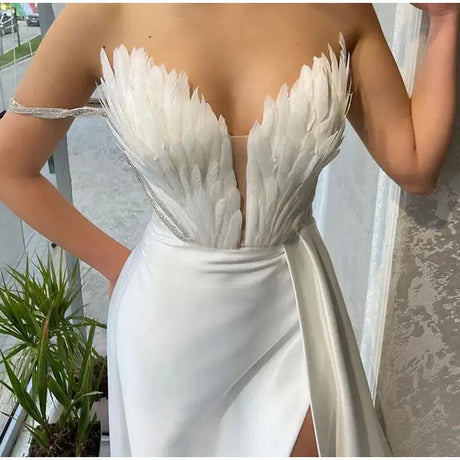White Angel Feather Dress Luxury Design Women's Off Shoulder Elegant Long Dress Halloween Christmas Party Evening Wedding Dress - Lootquake