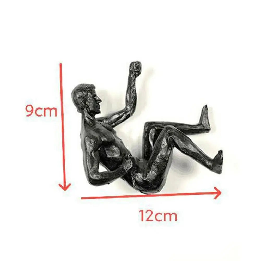 Escultura de resina de atleta moderna y sencilla para Navidad de 2024, escultura creativa de hombre escalador, escultura de pared acabada a mano para arte mural.