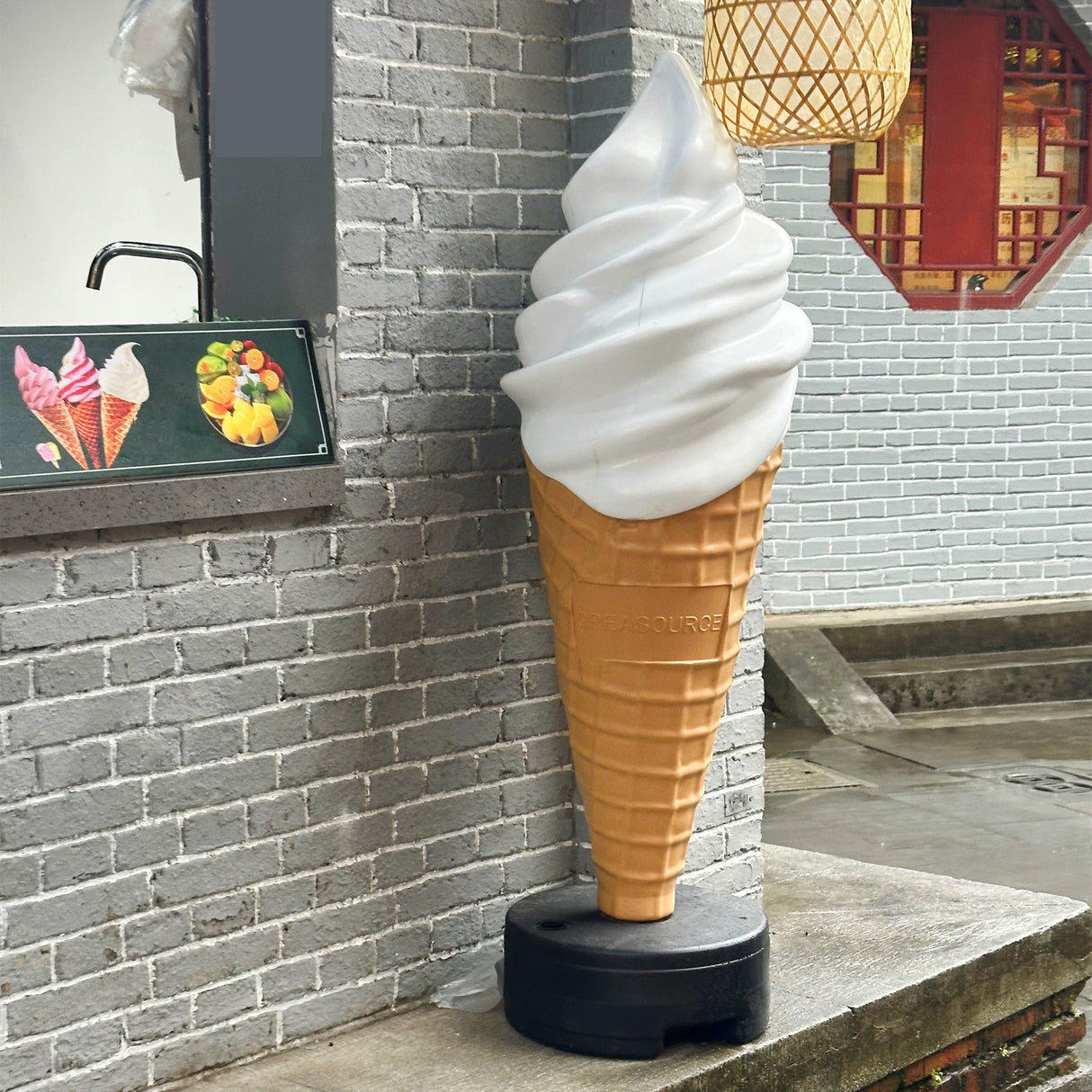 Escultura de 150 cm con forma de cono de helado suave, modelo alto, caja de lámpara grande para exhibición, atrae la atención, simulación, muestra, tienda de dulces.