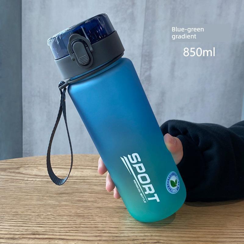 Casino Frosted Sports Water Cup Plastic Handy Cup Men and Women Creativity Portable Student Kettle with Lid Sports Bottle