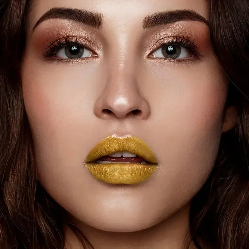 1Pcs Luxurious Golden Bar Lipstick: Long-Lasting Matte Velvet Finish with Non-Fading & Waterproof Properties