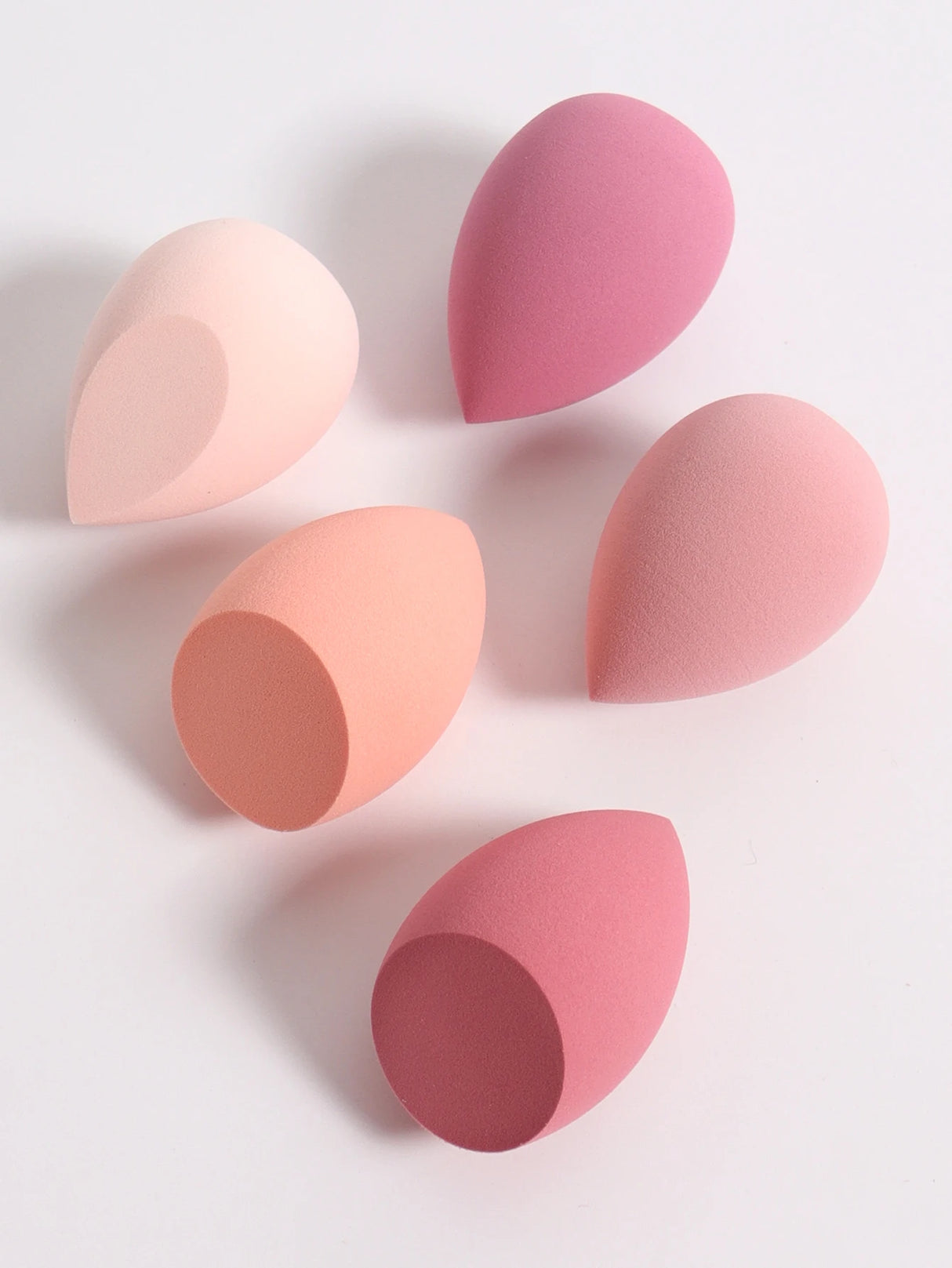 30 Beauty Eggs (Esponjas de Maquillaje) Esponja de Belleza Mixta para Base de Maquillaje, Líquida, en Crema y en Polvo Sin Impurezas, Multicolor C