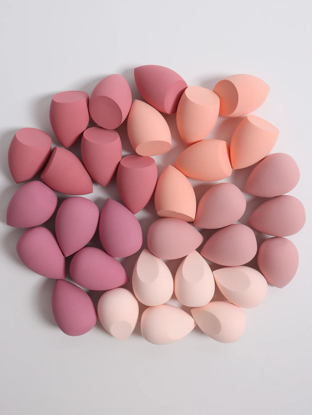 30 Beauty Eggs (Esponjas de Maquillaje) Esponja de Belleza Mixta para Base de Maquillaje, Líquida, en Crema y en Polvo Sin Impurezas, Multicolor C