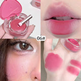 Bálsamo para labios y mejillas en forma de corazón de Gegebear: acabado mate suave y fino con delicados tonos rosados ​​para una apariencia ruborizada.