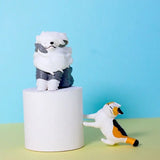 Animal Sculpture Blown By Wind Ornament Faceless Male Desktop Sculpture Creative Jewelry Art Gift Decompression Pets Sculpture