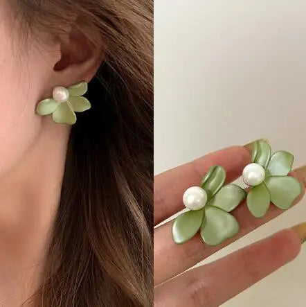 Kiss Jewelry Cute Sweet Flower Round Shape Pearl Rhinestone Stud Earrings for Women Tulip Floral Korean Fashion Earring Gift - Lootquake