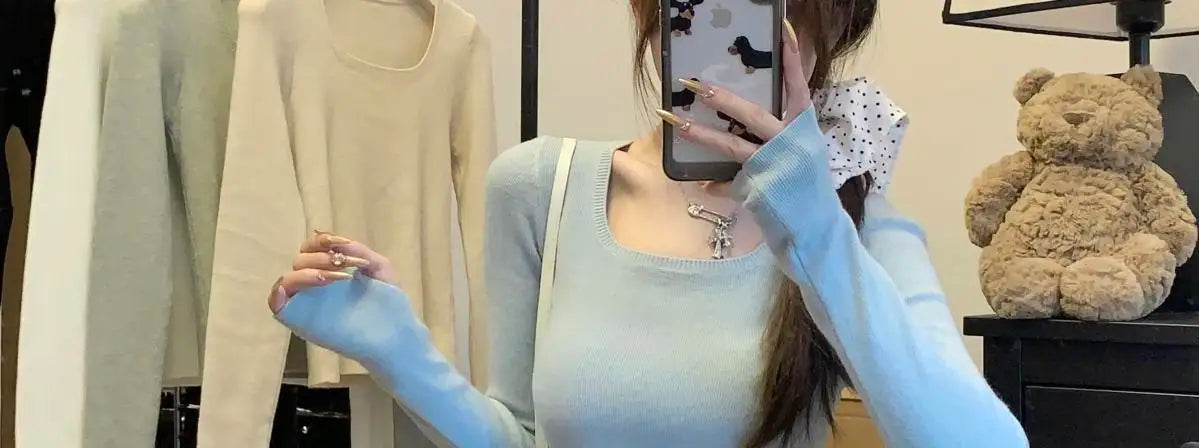Suéteres de manga larga para mujer, camisetas ajustadas de cuello cuadrado, tops de cuello bajo de alta gama para otoño e invierno, 2025