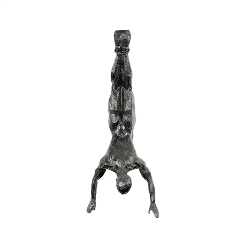 Escultura de resina de atleta moderna y sencilla para Navidad de 2024, escultura creativa de hombre escalador, escultura de pared acabada a mano para arte mural.