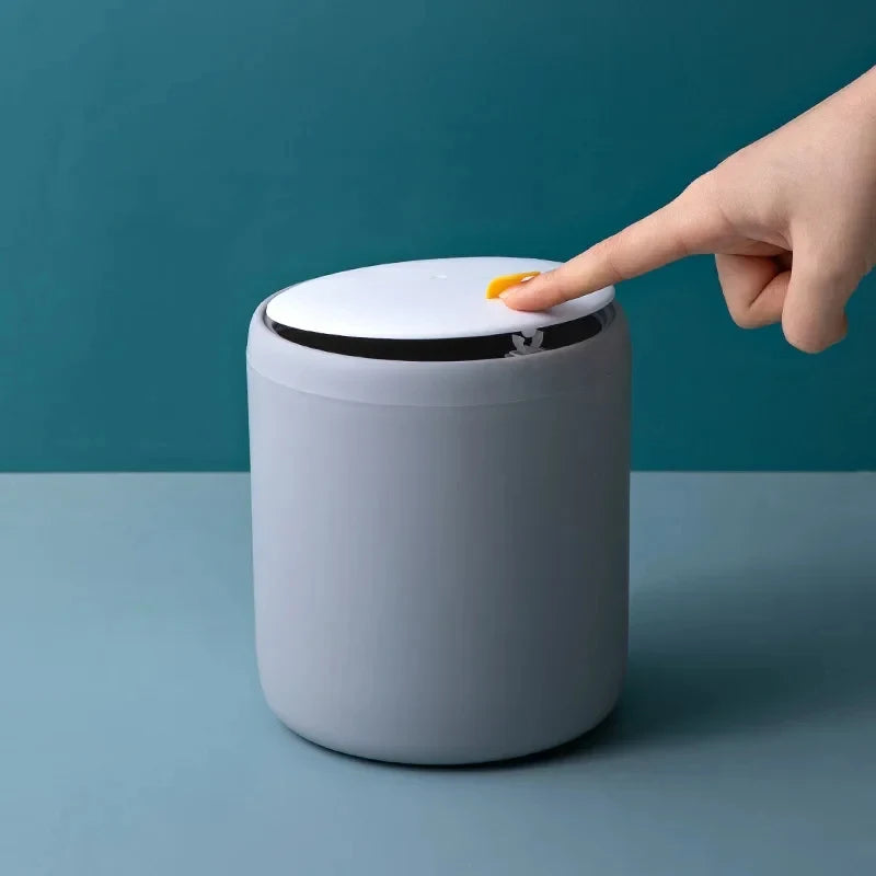 Mini bote de basura para escritorio, oficina, hogar, cesta de basura, mesa, organizador de plástico, suministros de oficina, cubos de basura, artículos diversos, barril, caja