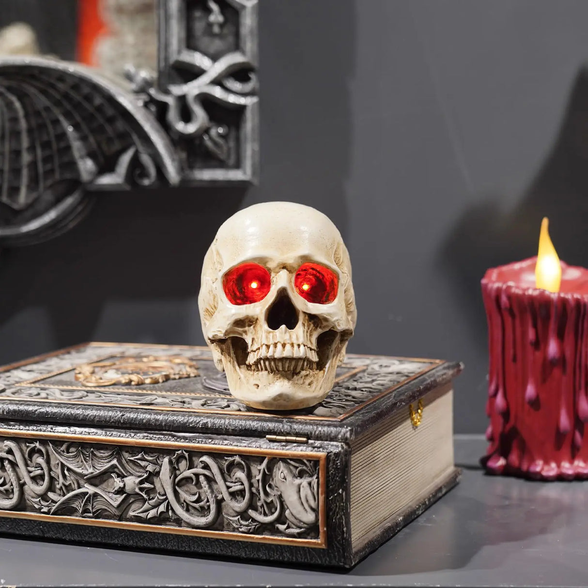 Skeleton Skull Decor Halloween Resin Skull Statues with Red Led Lights Human Skull Sculpture Bone Prop Horror House Party