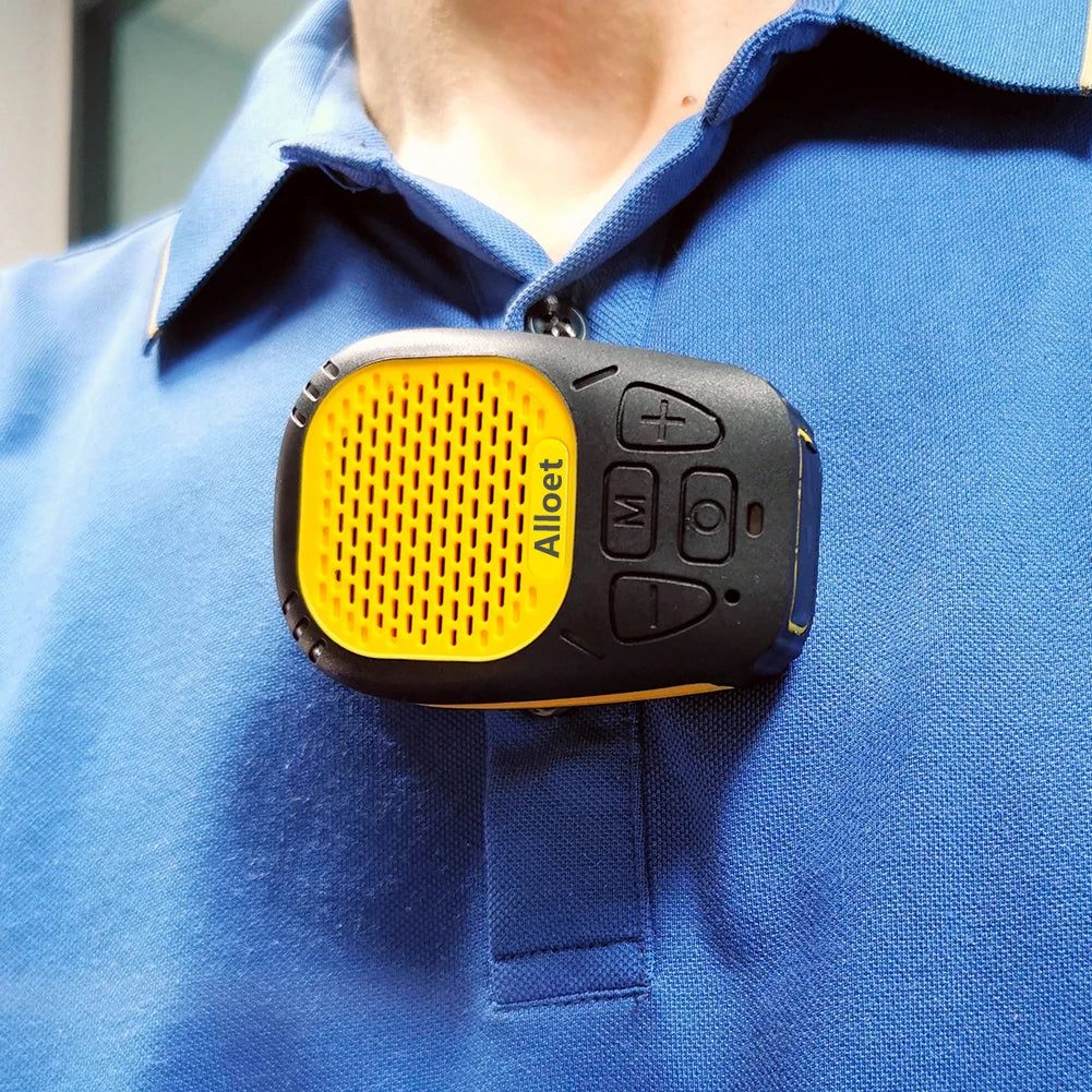 Altavoz Bluetooth portátil, inalámbrico, con clip magnético, resistente al agua, con correa para escuchar música y hacer llamadas con manos libres.