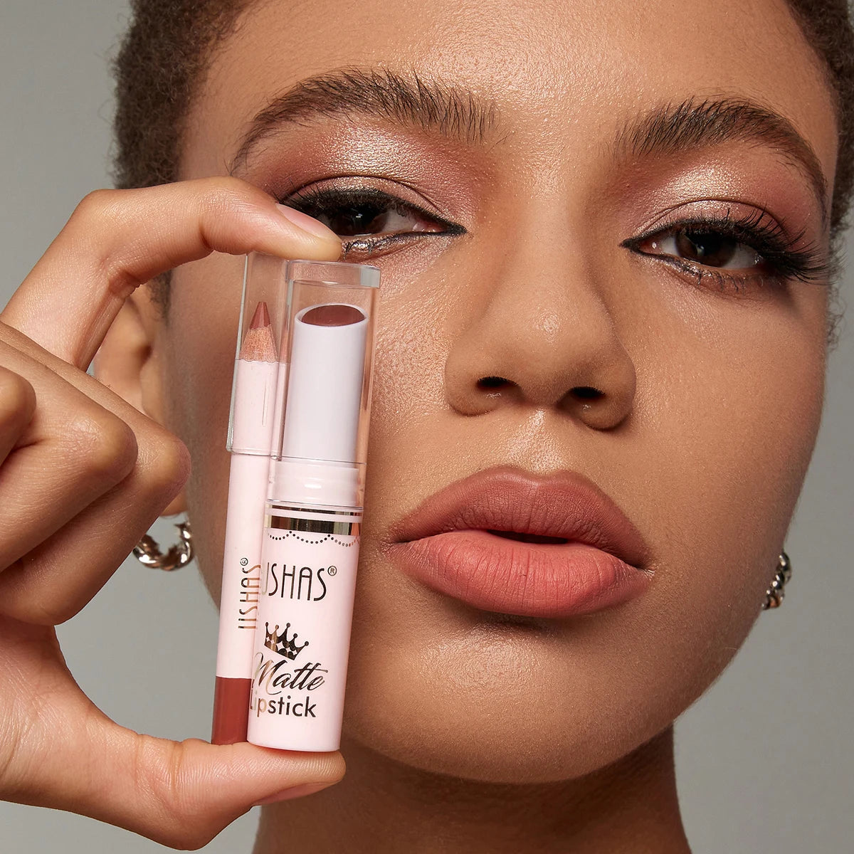 USHAS,Lipstick + lip liner set, matte finish, waterproof, long-lasting and non-staining, velvet nude lip gloss