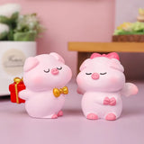 Crafts Resin Couple Piggy Ornament Cute Cartoon Pig Statue Creative Lovely Animal Sculpture Office
