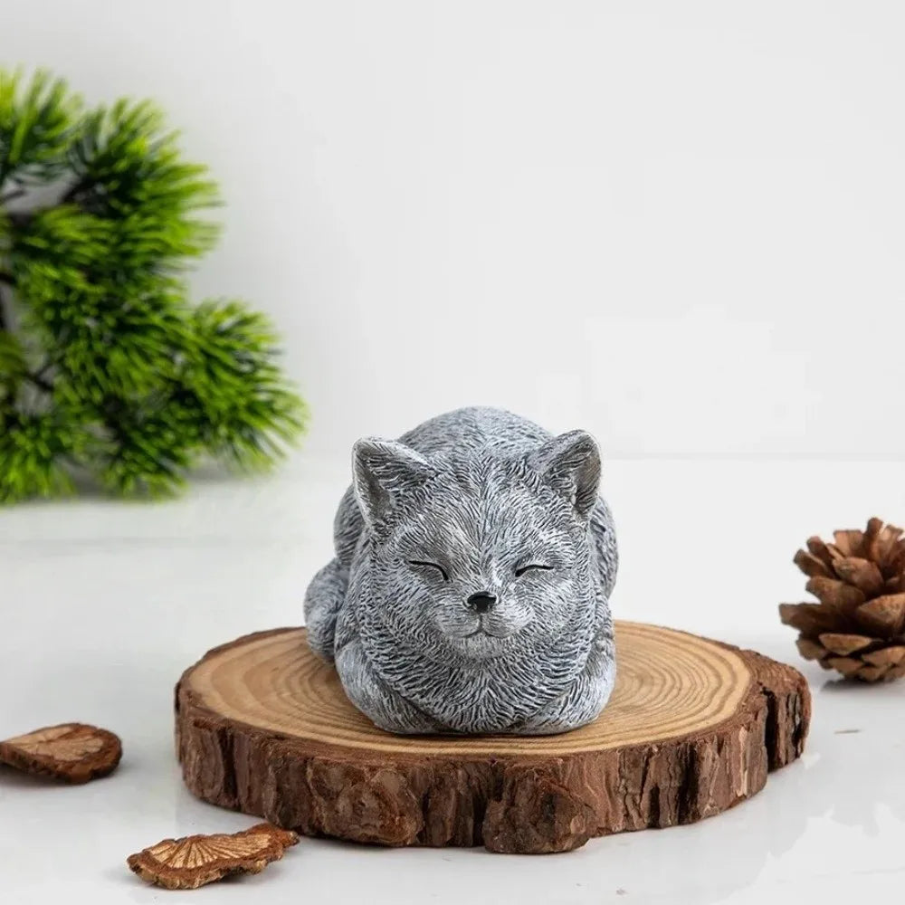 Estatua de gato de resina con adorno de gato, figuras de animales únicas y realistas, escultura de gato de dibujos animados para patio.
