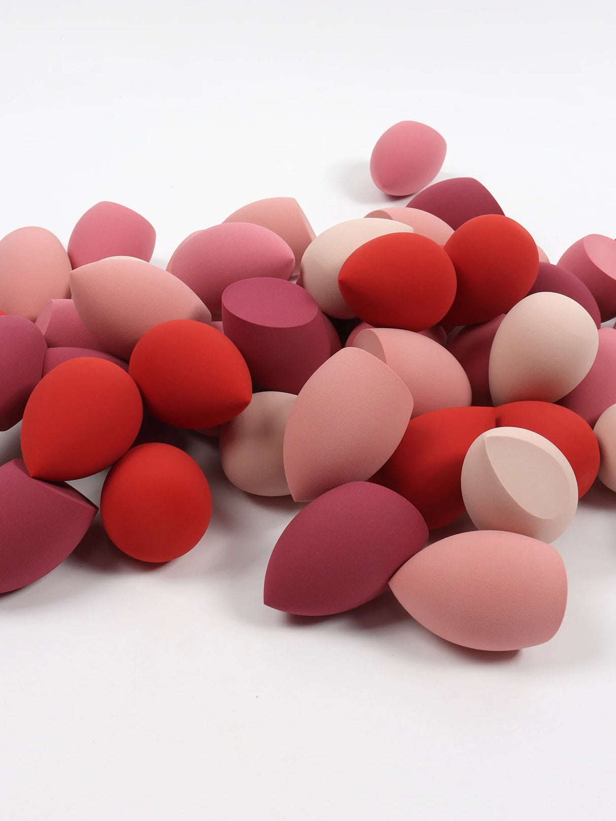 30 Beauty Eggs (Esponjas de Maquillaje) Esponja de Belleza Mixta para Base de Maquillaje, Líquida, en Crema y en Polvo Sin Impurezas, Multicolor C