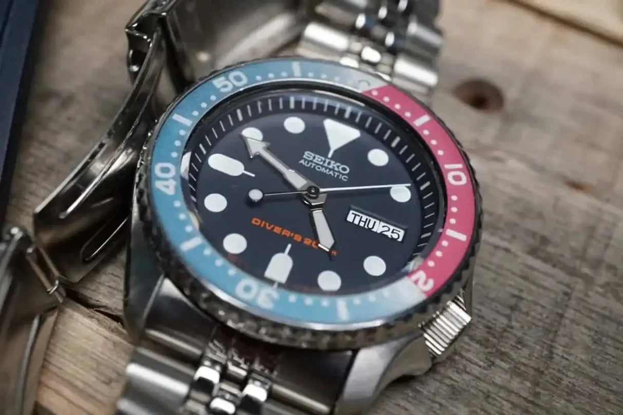 SEIKO Men's Sports Quartz Waterproof Watch, Multifunctional Dial Luminous Hands and Markers, Stainless Steel or Rubber Strap. - Lootquake