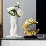 Decoration Sculpture Gold Modern Abstract Art Sculpture Resin Crafts Sculpture Ornaments Home Office Desk Decoration Accessories