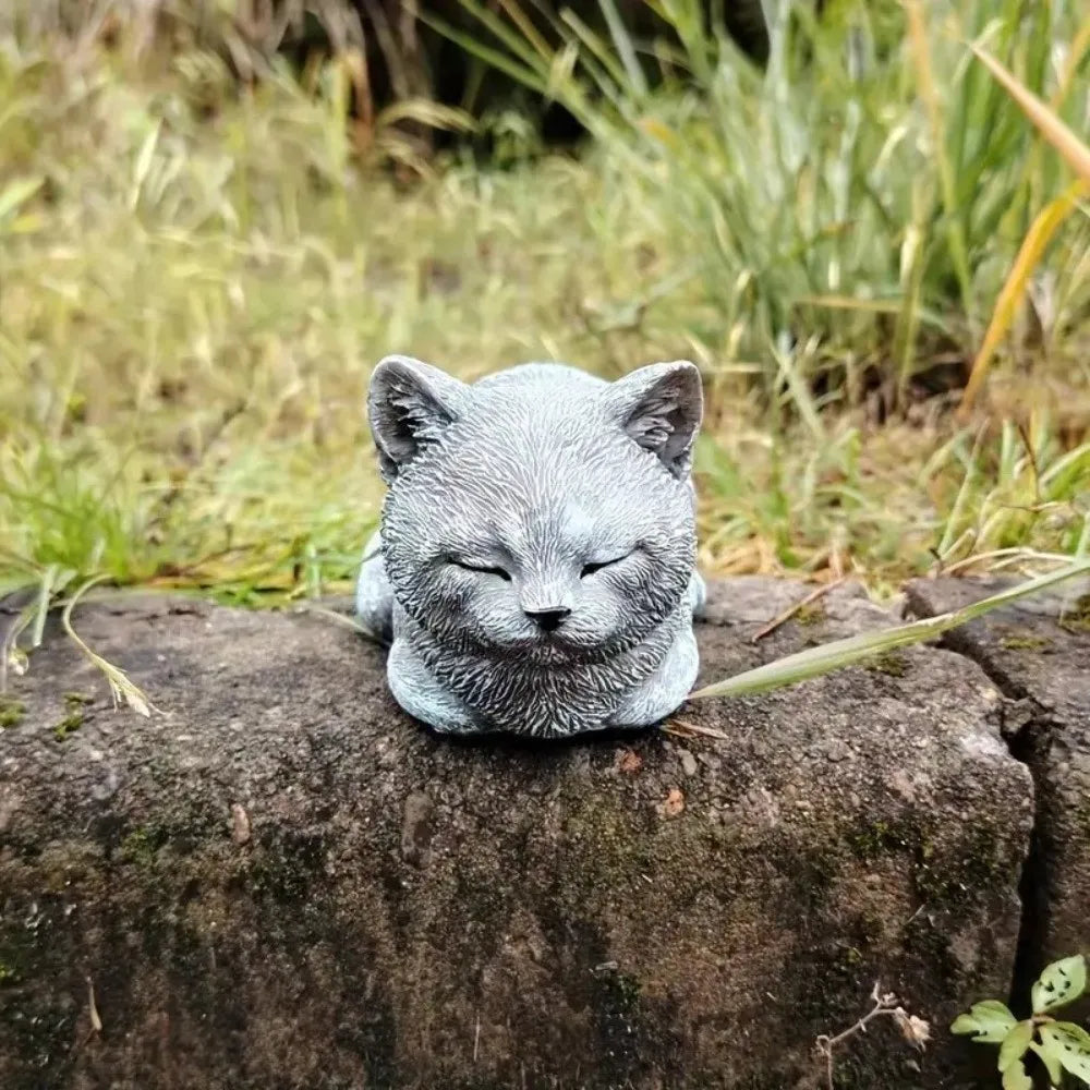 Estatua de gato de resina con adorno de gato, figuras de animales únicas y realistas, escultura de gato de dibujos animados para patio.