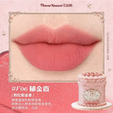 Crema labial Flower Knows Strawberry Cupid Cake, barra de labios hidratante mate, maquillaje de labios suave y sedoso, cosméticos profesionales.