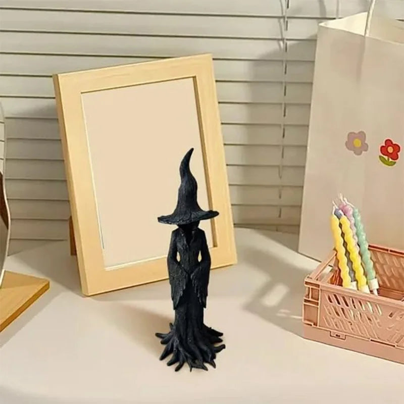 Halloween Witch Decoration Statue, Gothic Resin Sculpture Ornament, Retro Magician Decoration Craft, Dark Fantasy Decoration.