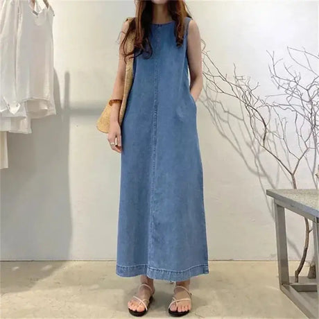 Women's Sleeveless Denim Long Dress Fashionable Round Neck Sleeveless Pocket Denim Skirt Loose Vest Denim Long Dress - Lootquake
