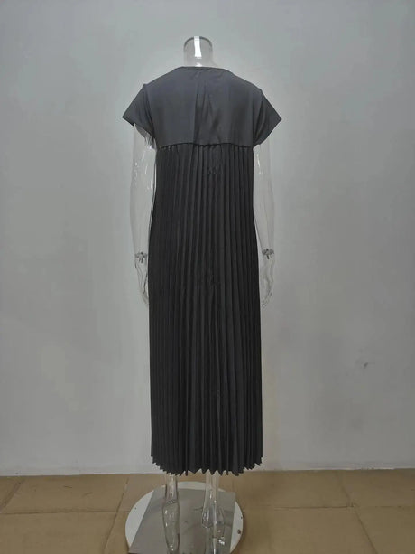 Women's Elegant And Fashionable Round Neck Sleeveless Pleated Long Dress In Solid Color Beige With Pockets, Oversized Long Skirt - Lootquake