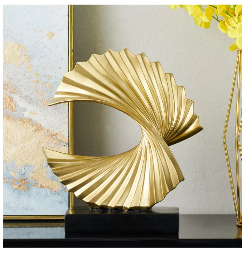 Decoration Sculpture Gold Modern Abstract Art Sculpture Resin Crafts Sculpture Ornaments Home Office Desk Decoration Accessories