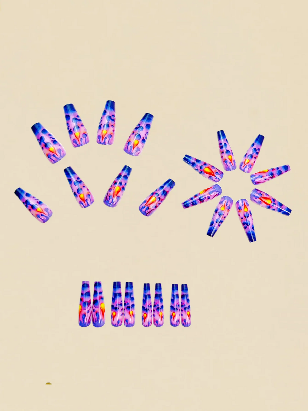Long nail art patches with purple polka dots and a shiny, fashionable, individual and high-end feel. Detachable 24-piece nail ar
