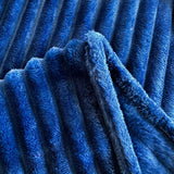 1 manta de rayas azules: manta gruesa, diseño moderno y simple, manta para la siesta de oficina para las cuatro estaciones, adecuada para cama o sofá.