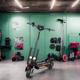 2024 5600W 60v38ah 11-inch off-road vacuum tire electric scooter with maximum speed of 85km/h and cruising range of 90km