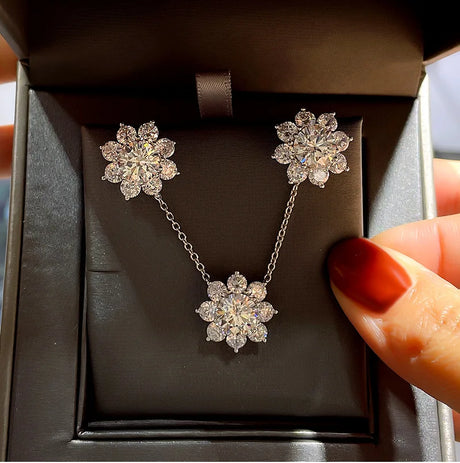 COSFIX Moissanite Necklace For Women 1 CT D Color VVS1 Excellent Cut Round Diamond Sunflower Pendant Necklace 925 Silver Jewelry - Lootquake
