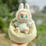 Vêtements de la série Big Into Energy de Labubu 3.0. Mini canapé paresseux de Labubu. Accessoires de Labubu.