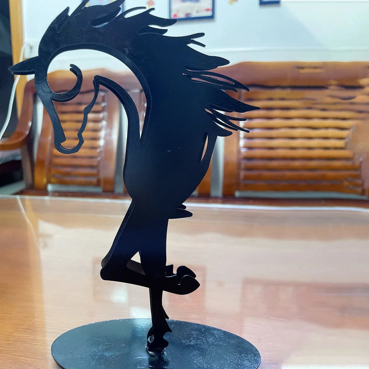 Kiss-Horse Sculpture Modern Statue Rustic Metal Art Men Gift Horse Decor Simple And Classic Design Ornaments