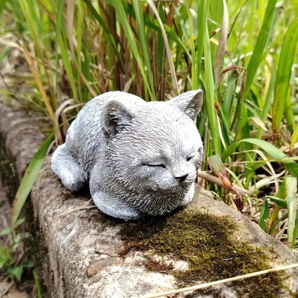 Estatua de gato de resina con adorno de gato, figuras de animales únicas y realistas, escultura de gato de dibujos animados para patio.